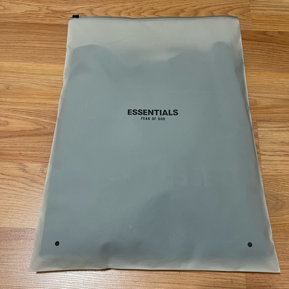 EUC Men’s Size Medium Fear Of God Oversized Long-sleeve Cotton Tee In Off Black - Picture 12 of 13